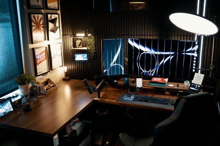 Tips for Creating a Cozy and Productive Home Office Space
