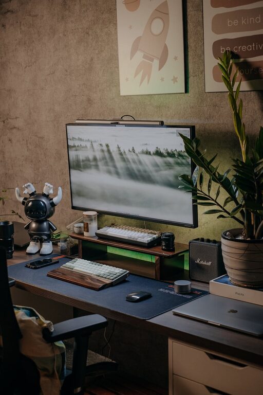 Tips for Creating a Cozy and Functional Home Workspace